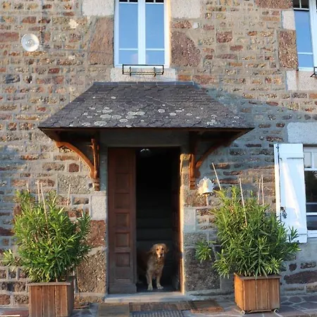 Decouverte D'un Haras Proche Du Mont St Michel Отель типа 